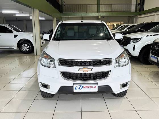 CHEVROLET S10 2.4 LT 4X2 CD 8V FLEX 4P MANUAL CHEVROLET S10 2.4 LT 4X2 CD 8V FLEX 4P MANUAL
